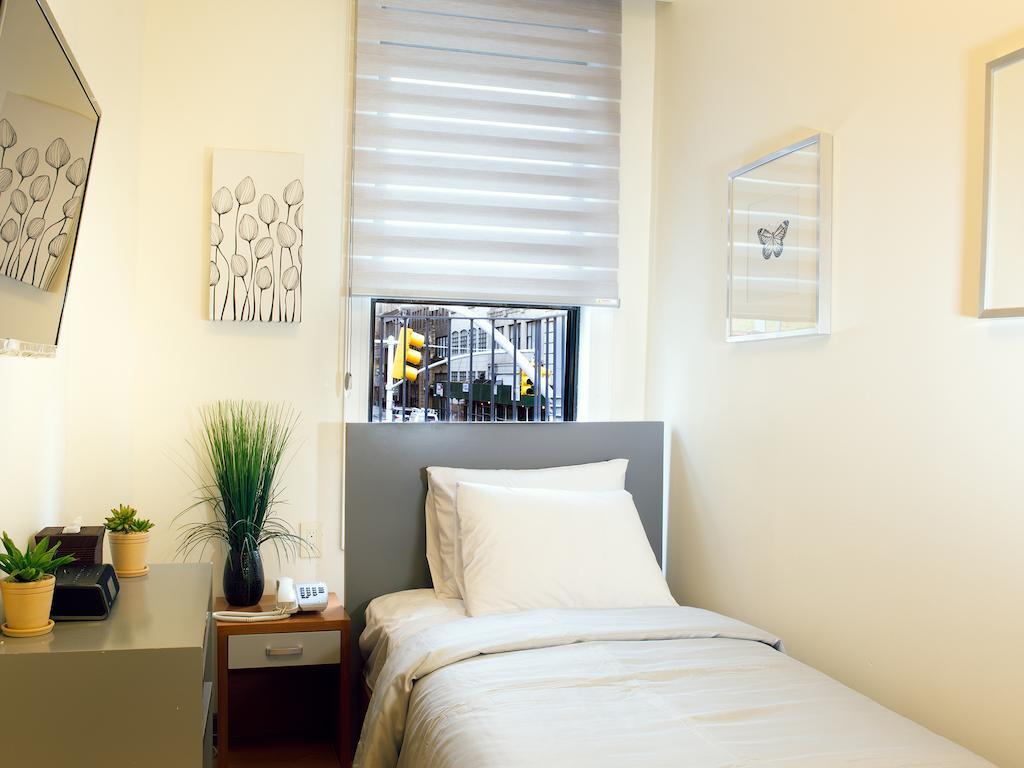 Midtown West Hotel New York Room photo